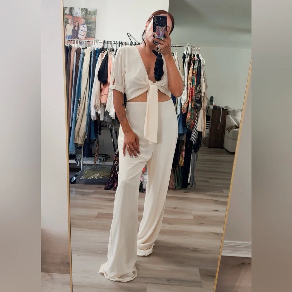 NASTY GAL FRONT TIE ELEVATED JUMPSUIT - Picture 5 of 6